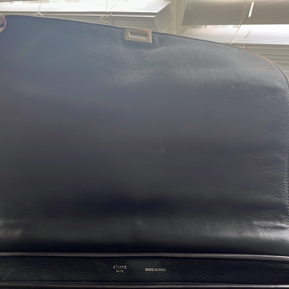 🖤Celine Trapeze Bag🖤 - Picture 9 of 15